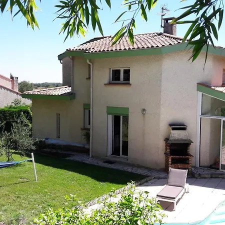 Un Petit Havre De Paix Bed & Breakfast 4*