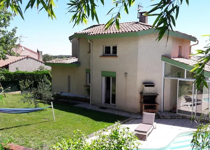 Un Petit Havre De Paix ベッド・アンド・ブレックファスト 4*